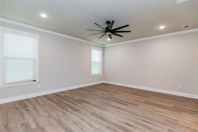 6608 SW Orange Avenue, Bentonville, AR 72713