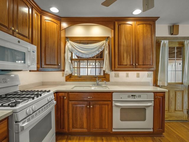 6211 Columbine Boulevard, Rockford, IL 61108