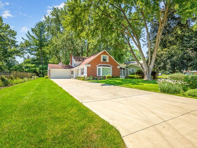 6211 Columbine Boulevard, Rockford, IL 61108