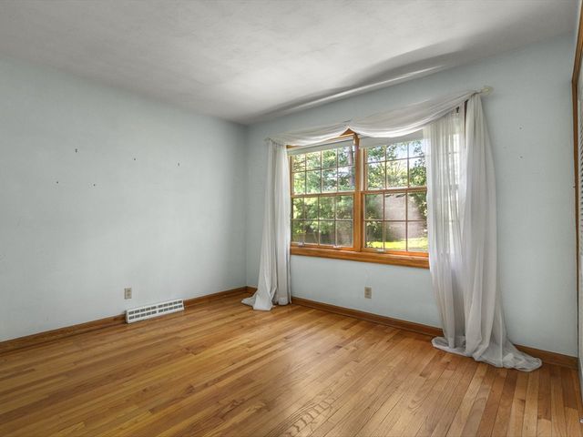 6211 Columbine Boulevard, Rockford, IL 61108