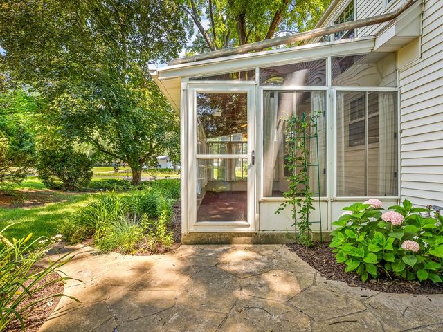 6211 Columbine Boulevard, Rockford, IL 61108