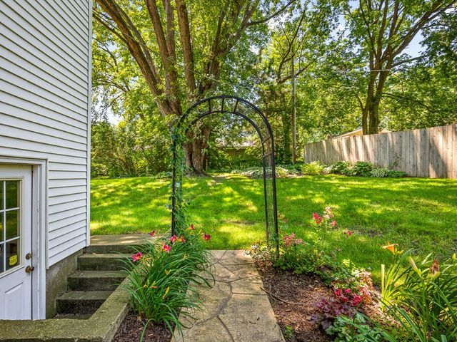 6211 Columbine Boulevard, Rockford, IL 61108