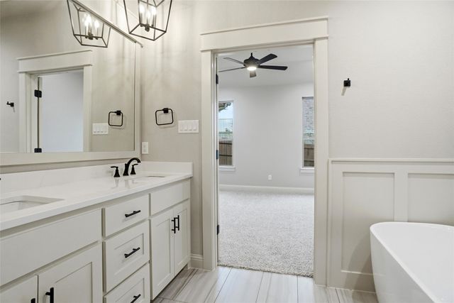 201 Legacy Boulevard, Weatherford, TX 76085