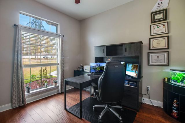 6494 Welannee Boulevard, Laurel Hill, FL 32567