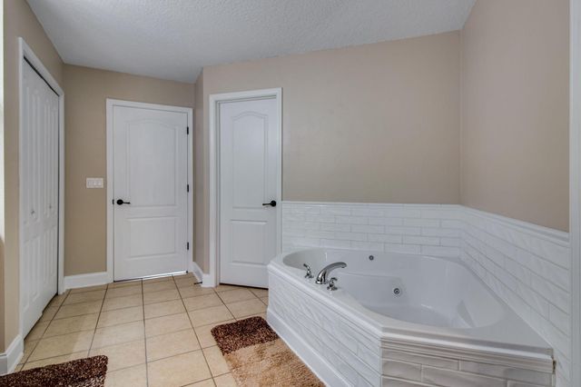 6494 Welannee Boulevard, Laurel Hill, FL 32567