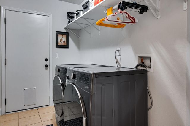 6494 Welannee Boulevard, Laurel Hill, FL 32567