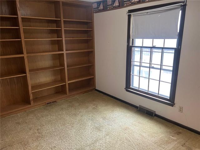 16608 W 145th Terrace, Olathe, KS 66062