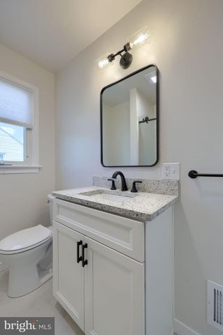 2581 MAYFIELD ST, York, PA 17406