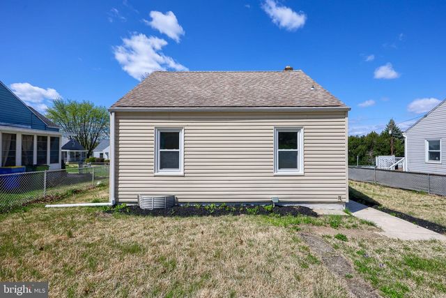 2581 MAYFIELD ST, York, PA 17406