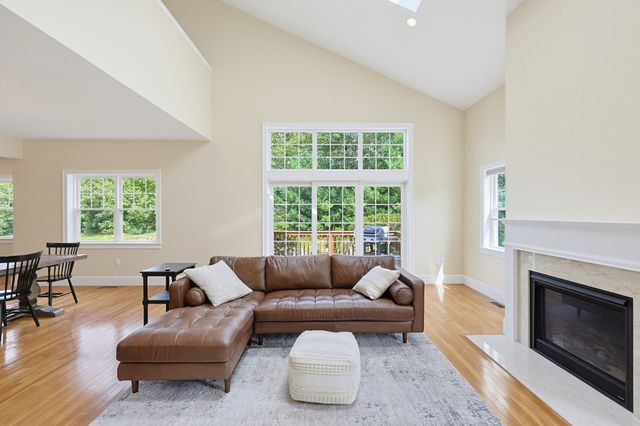 106 Walden Way 106, Milford, MA 01757