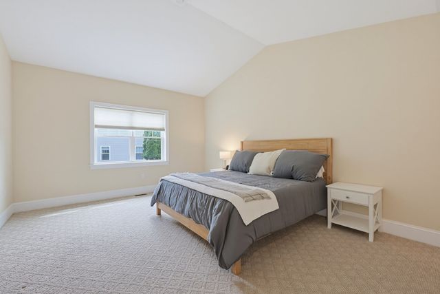 106 Walden Way 106, Milford, MA 01757