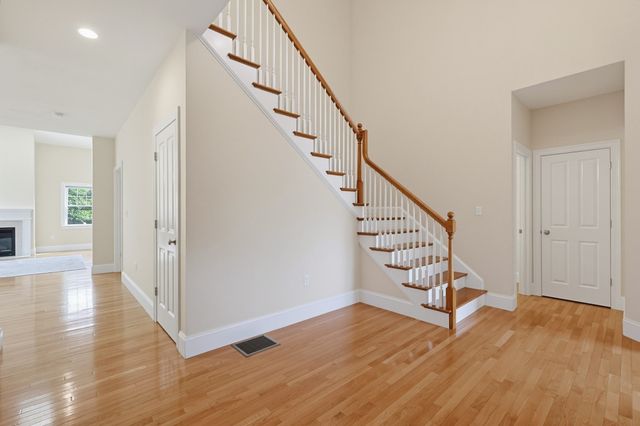 106 Walden Way 106, Milford, MA 01757