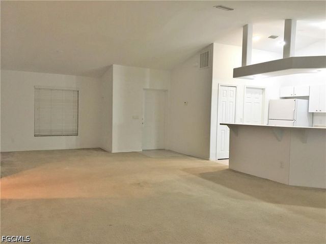 2221 SW 8th PL, Cape Coral, FL 33991