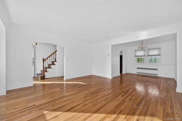 128 Beech Street, Floral Park, NY 11001