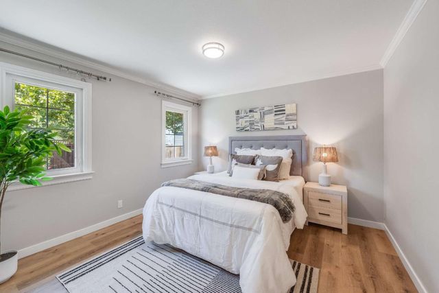 3201-3203 Hoover Street, Redwood City, CA 94063