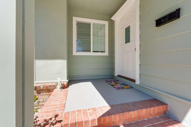 3201-3203 Hoover Street, Redwood City, CA 94063