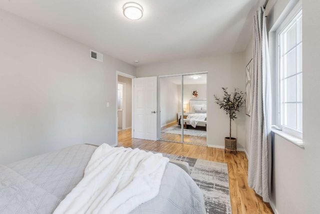 3201-3203 Hoover Street, Redwood City, CA 94063