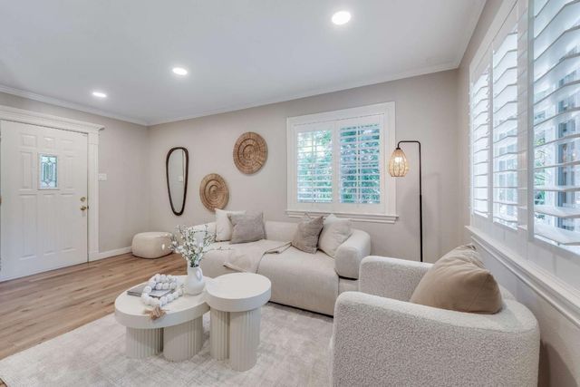 3201-3203 Hoover Street, Redwood City, CA 94063