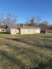 3717 Pershing Street, Danville, IL 61832