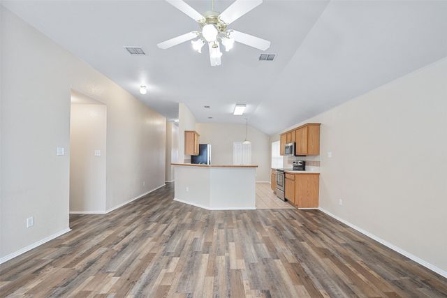 1432 Bluff Oak Way, Fort Worth, TX 76131