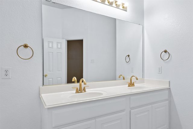 1432 Bluff Oak Way, Fort Worth, TX 76131