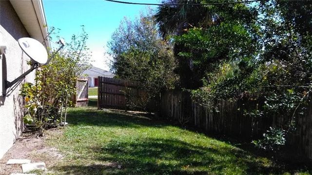 7955 101st Court, Vero Beach, FL 32967