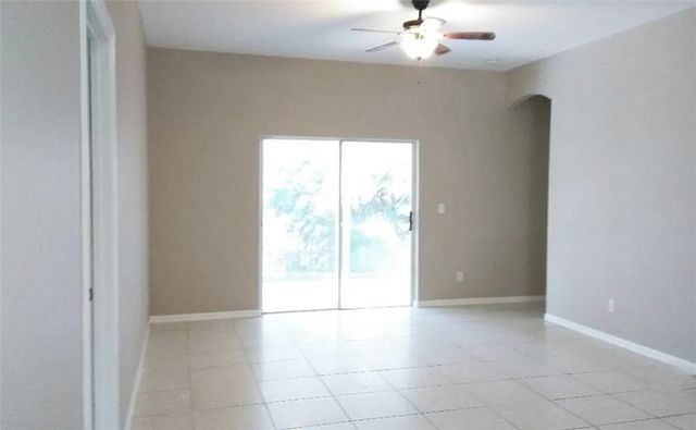 7955 101st Court, Vero Beach, FL 32967