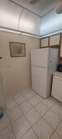 4334 NW 9th Ave 9-2G, Deerfield Beach, FL 33064