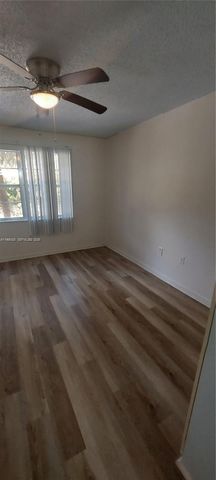 4334 NW 9th Ave 9-2G, Deerfield Beach, FL 33064