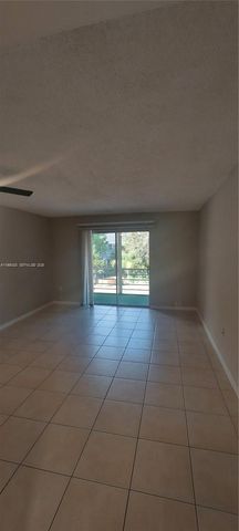 4334 NW 9th Ave 9-2G, Deerfield Beach, FL 33064