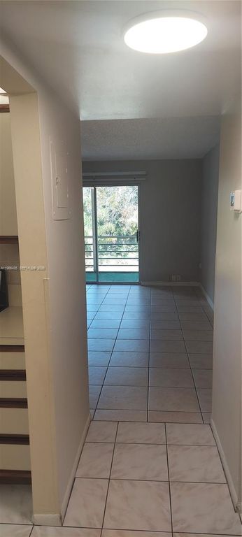 4334 NW 9th Ave 9-2G, Deerfield Beach, FL 33064