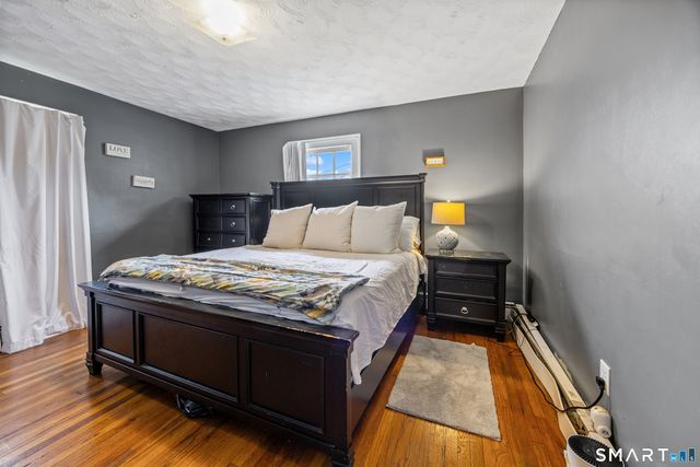 19 Cumley Street, Hamden, CT 06514