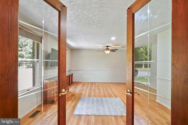 9655 SHARON AVE, La Plata, MD 20646