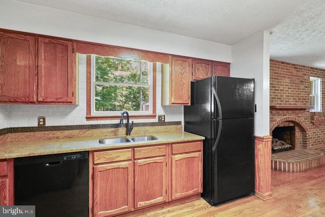 9655 SHARON AVE, La Plata, MD 20646