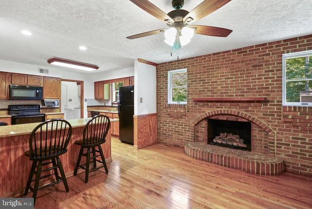 9655 SHARON AVE, La Plata, MD 20646
