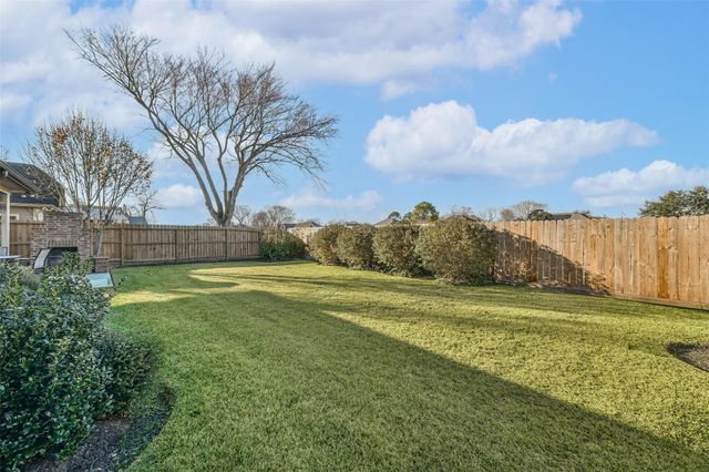 2214 Dove Haven Lane, League City, TX 77573