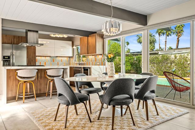 212 N Jill Circle, Palm Springs, CA 92262