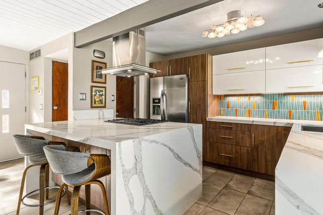 212 N Jill Circle, Palm Springs, CA 92262