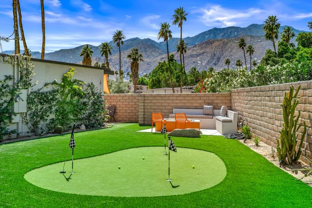 212 N Jill Circle, Palm Springs, CA 92262
