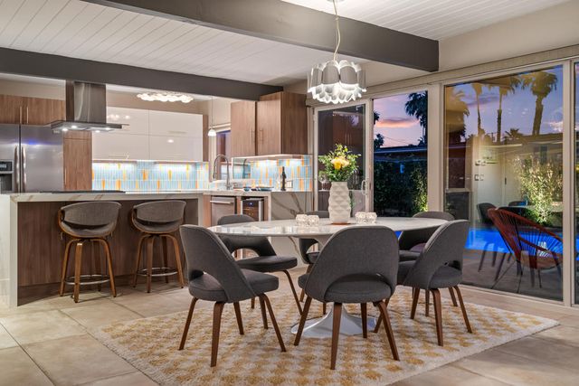 212 N Jill Circle, Palm Springs, CA 92262
