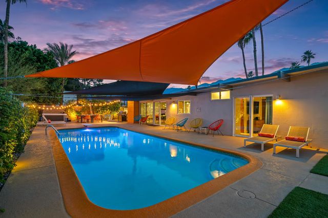 212 N Jill Circle, Palm Springs, CA 92262