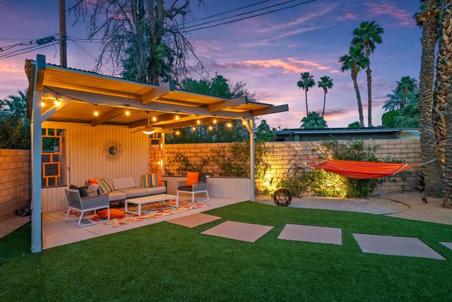 212 N Jill Circle, Palm Springs, CA 92262