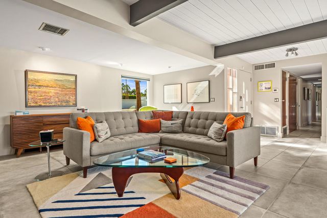 212 N Jill Circle, Palm Springs, CA 92262