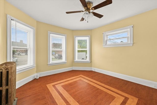 26 Pine St A, Attleboro, MA 02703