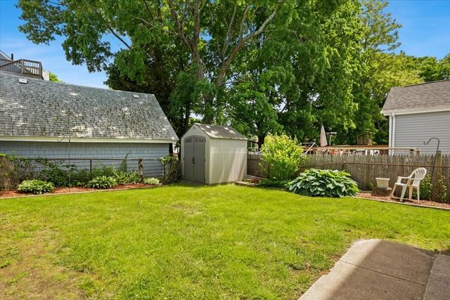 26 Pine St A, Attleboro, MA 02703