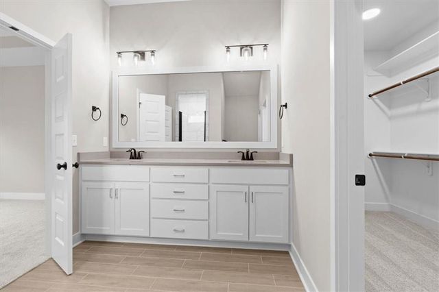 14625 Amanda Lane, Basehor, KS 66007