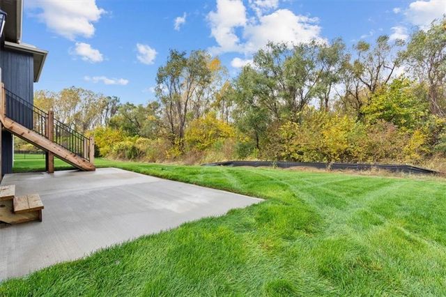 14625 Amanda Lane, Basehor, KS 66007