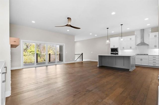 14625 Amanda Lane, Basehor, KS 66007