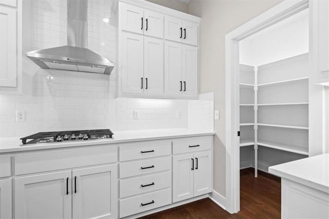 14625 Amanda Lane, Basehor, KS 66007