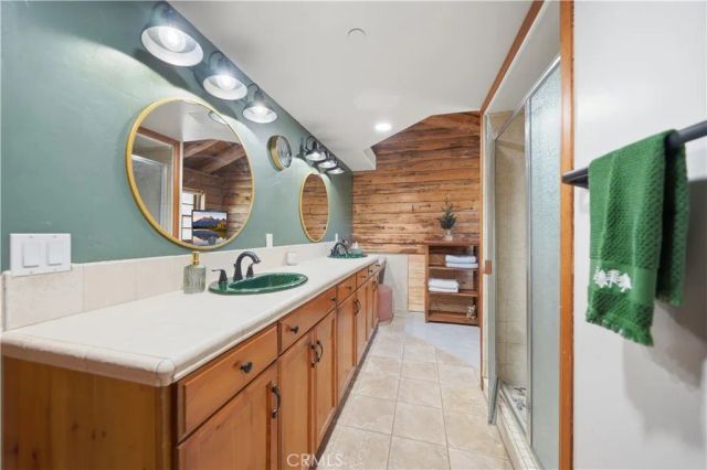 525 Calle Encanto, El Cajon, CA 92019